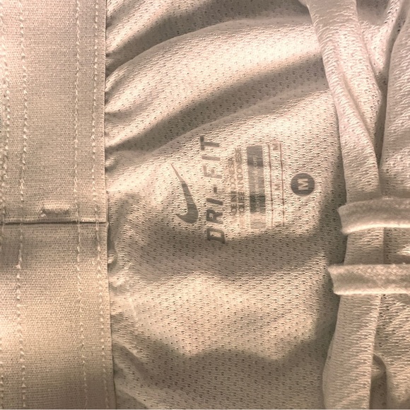 Women's Nike Dri-FIT Tempo Shorts - Picture 8 of 8